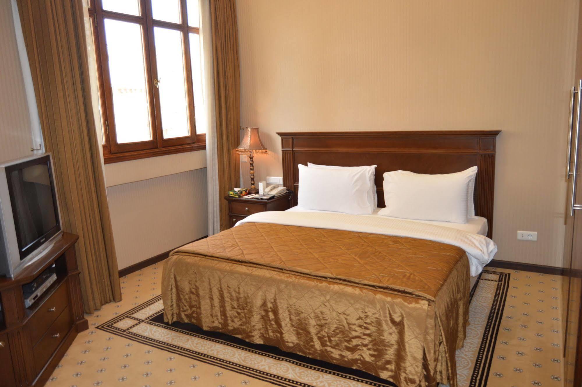 Etoile Suites Boutique Hotel Downtown ベイルート エクステリア 写真